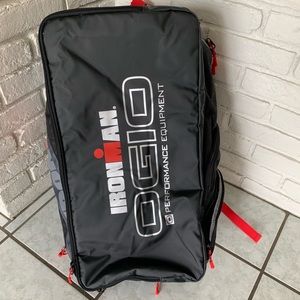 ironman ogio 9.0 duffel bolsa